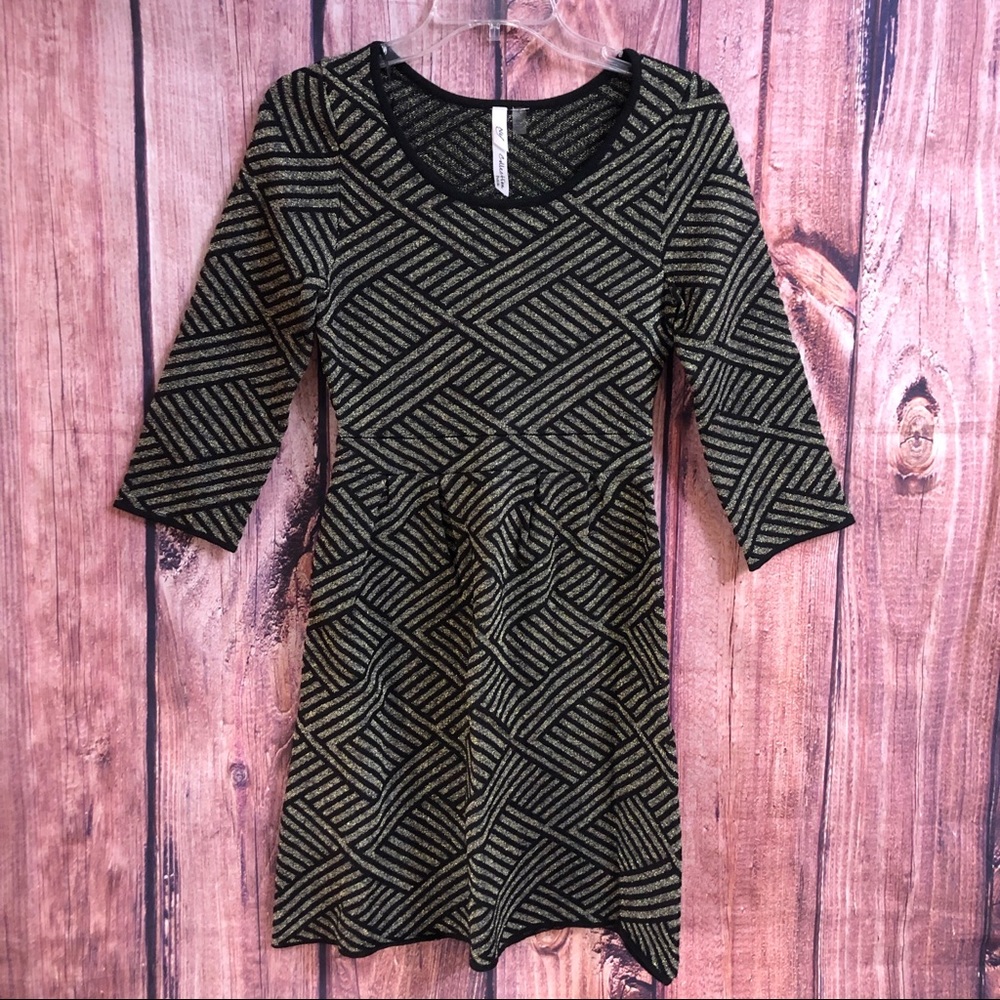 NY Collection Black & Gold Patterned A-Line Dress with Three-Quarter Sleeves
